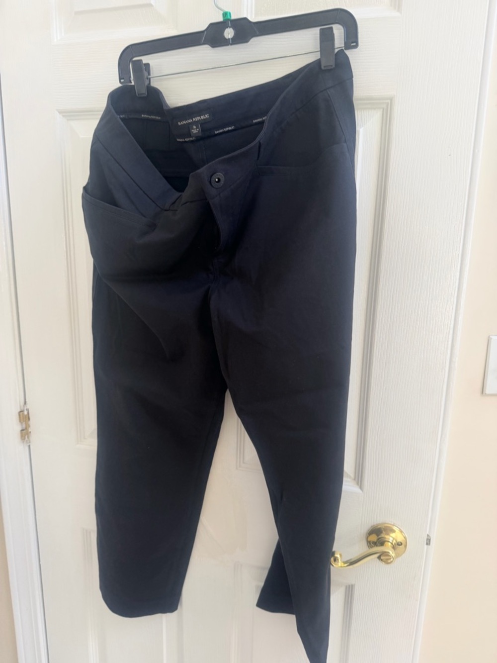 Banana Republic Black Cropped Capri Career Pants Size 16